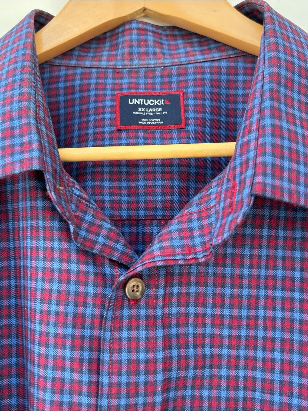 UNTUCKit Red, and blue plaid button-up men’s button down long sleeve shirt XXL